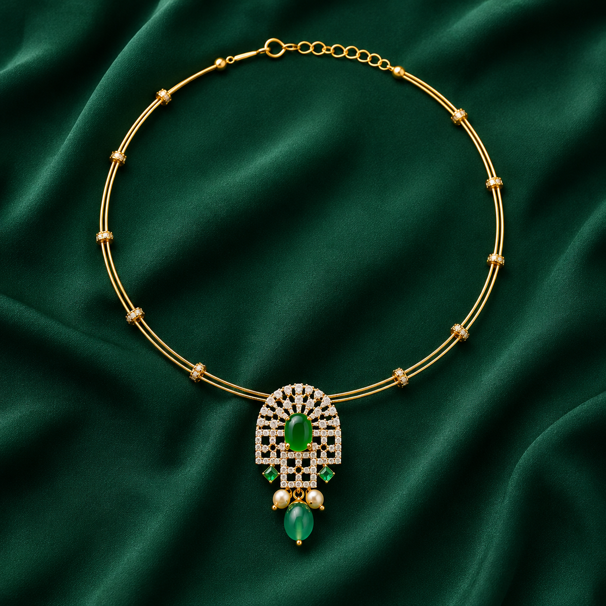 Green Stone Gold Pendant Necklace
